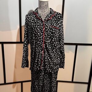 Ellen Tracy Black and White Leopard Pajama Set